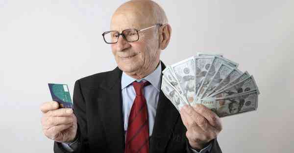 大数据包含设备数据的行业文章