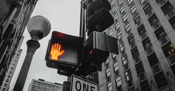 大数据包含设备数据的行业文章