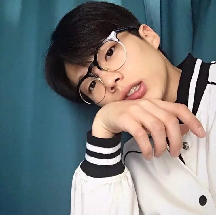 皮莲晓峰