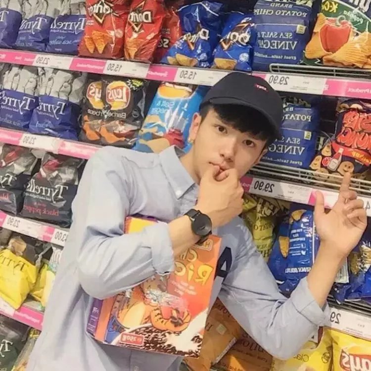 耿凤唯群