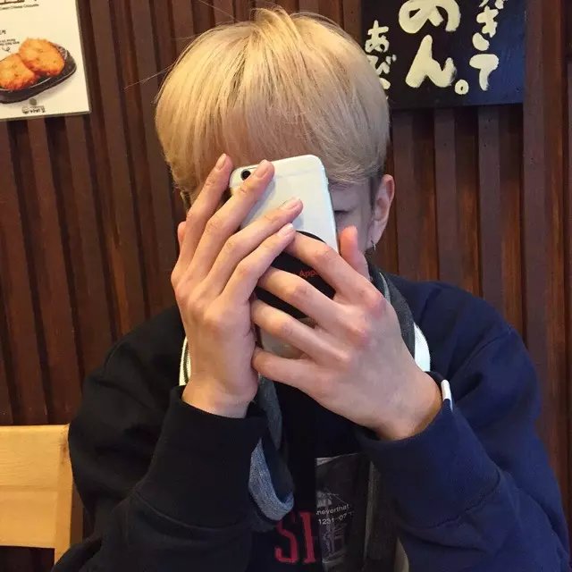 阙友馨曼