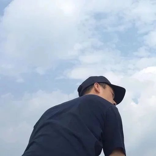 耿园宏颖