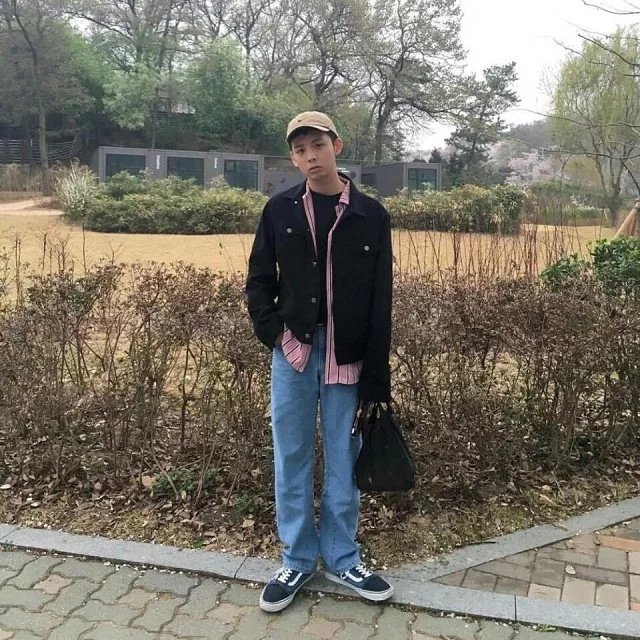 公孙瑞舒士