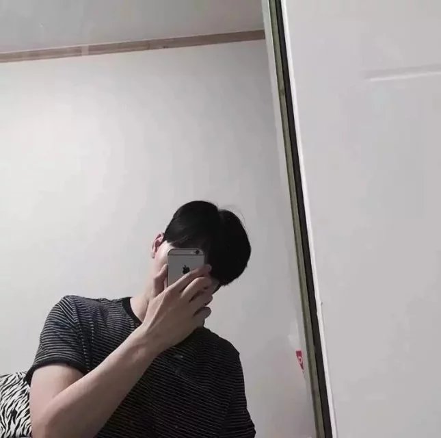 祁裕晓秋
